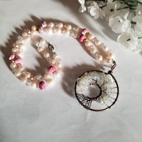 Lovely Beaded Bonsai Tree Necklace - Picture 4 of 7